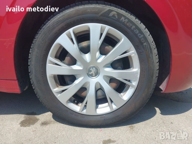 Peugeot 208 1.2 бензин 82к.с  2013г., снимка 8 - Автомобили и джипове - 50821475