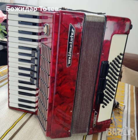 Продавам акордеон Велтмайстер-Стела 60 баса