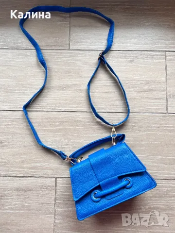ЧИСТО НОВА Мини чанта в син цвят