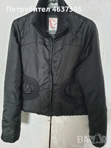 марко ватираво черно яке