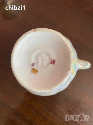 ⚜️Прекрасен сервиз за кафе от бивша Югославия със седефено покритие , снимка 8 - Сервизи - 53403697