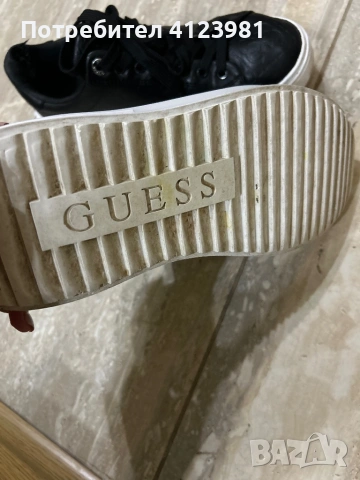 Обувки на Guess 40 номер, снимка 11 - Маратонки - 53226080