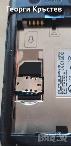 BlackBerry 9700 и 9720 - за ремонт, снимка 4 - Blackberry - 52013594