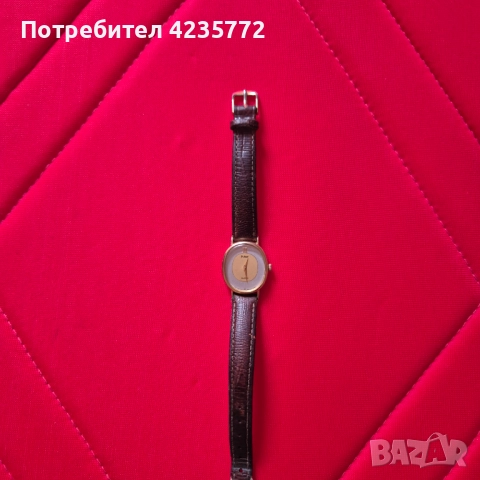 Швейцарски позлатен кварцов дамски винтидж часовник Pulsar. , снимка 2 - Дамски - 52919765