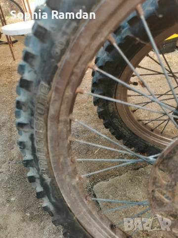 Кросови гуми, снимка 2 - Гуми и джанти - 52043309