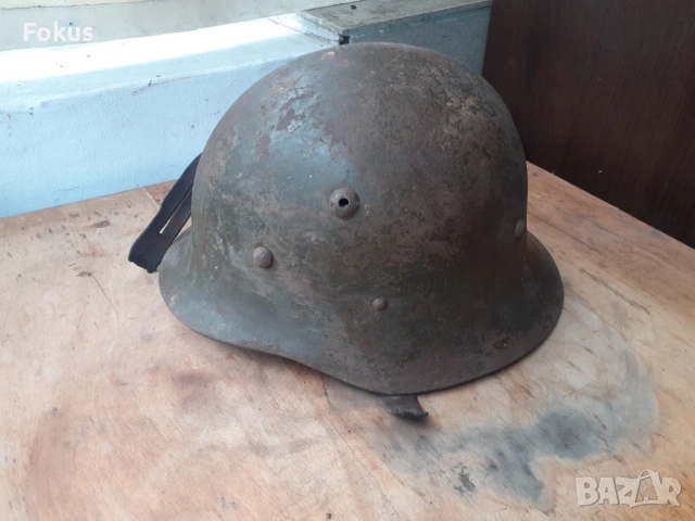 Стара българска военна каска М 36 с подгънат ръб, снимка 3 - Антикварни и старинни предмети - 53499700