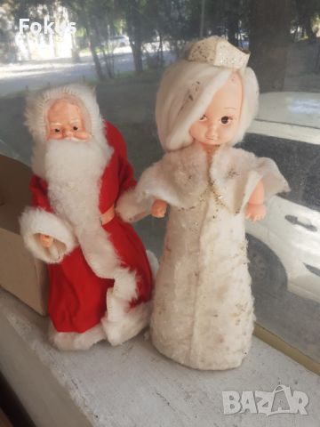 Дядо Мраз и Снежанка комплект български кукли, снимка 2 - Антикварни и старинни предмети - 45208989