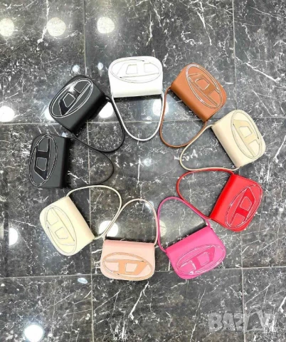 чанти diesel 
21/14см , снимка 16 - Чанти - 51011821