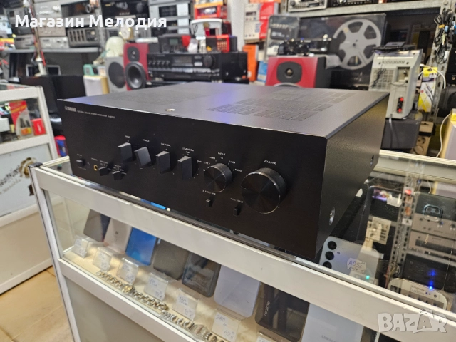 Усилвател Yamaha A-S700 Две по 105 вата. В отлично техническо и визуално състояние., снимка 8 - Ресийвъри, усилватели, смесителни пултове - 51089030