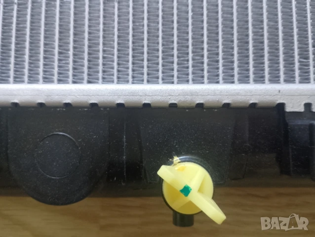 нов воден радиатор за TOYOTA HILUX, снимка 2 - Части - 51180925