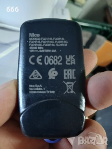 Дистанционно за гаражна врата Nice Flor-s, гараж за автоматизация на врати, 2 бутона,, снимка 8 - Дистанционни - 51360225
