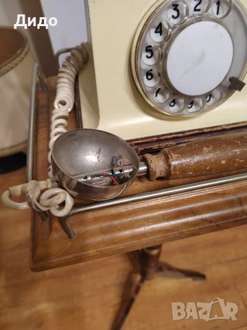 Стар руски телефон., снимка 2 - Антикварни и старинни предмети - 46088450