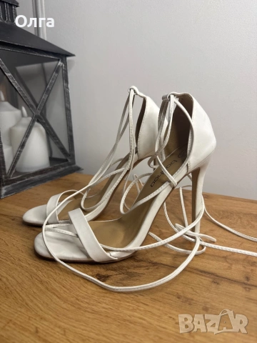 нови сандали