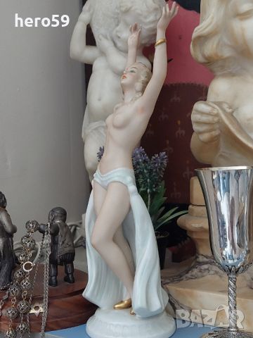 Прекрасна порцеланова фигура (балерина еротика фирма Walendorf), снимка 4 - Антикварни и старинни предмети - 45998508