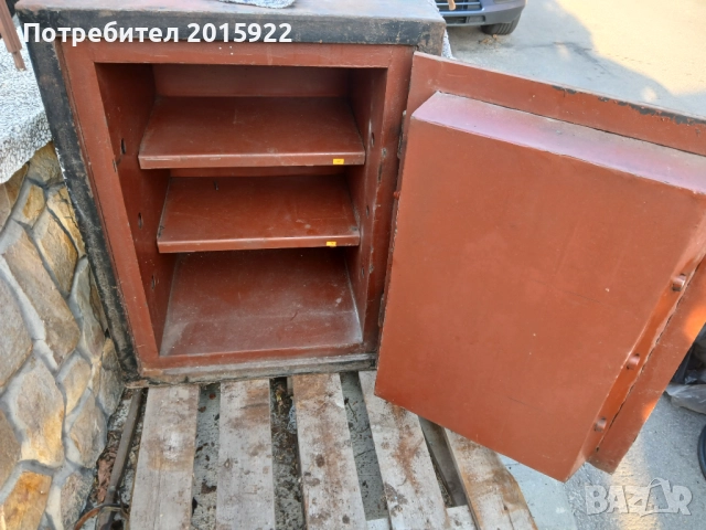 Ретро каса сейф -огнеупорна., снимка 3 - Други ценни предмети - 51555780