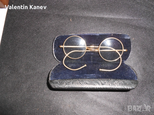 очила -модел John Lenon