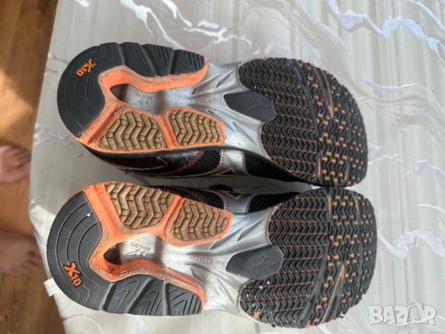 MIZUNO-МАРАТОНКИ №41 много леки  и двете тежат 430 грама, снимка 8 - Маратонки - 54229163