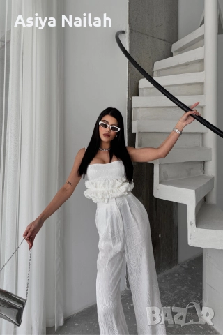 Дамски бял костюм от 3 части – сако, топ и широк панталон, снимка 4 - Костюми - 52792810