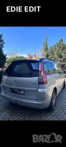 Citroen grand C4 Picasso Avtomatik 2.0dizel обслужен много запазен без никакви ръжди , снимка 10 - Автомобили и джипове - 54110603