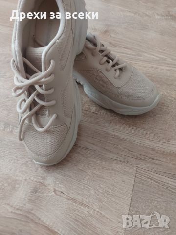 обувки сникърси waikiki , снимка 1 - Дамски ежедневни обувки - 45619201