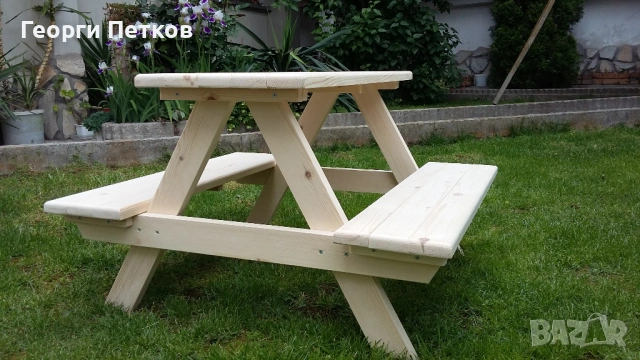 Масичка с пейки за деца -85х80х50см. - 49 €.