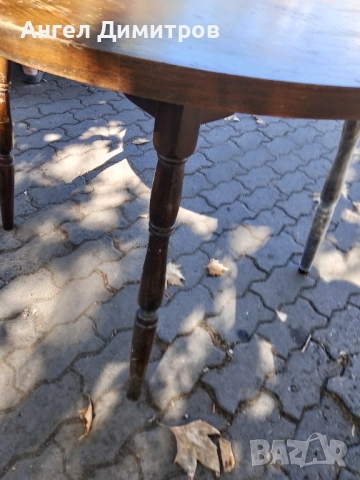 Страхотна дървена кръгла маса , снимка 9 - Антикварни и старинни предмети - 51508974