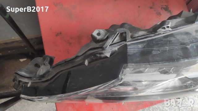 Продавам - оригинален ляв фар за Тойота Камри за ремонт или части, снимка 5 - Части - 51980955