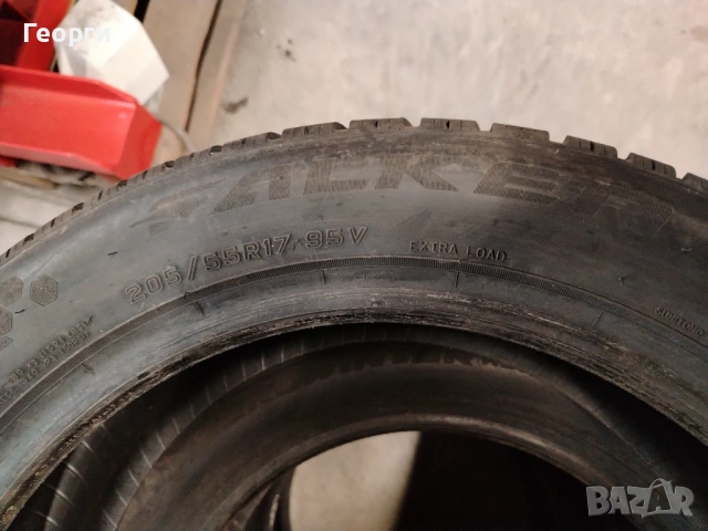 Зимни гуми 205/55/17 Falken, снимка 3 - Гуми и джанти - 53218805