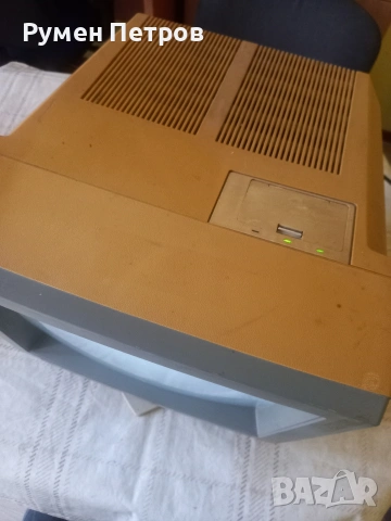 Монитор INTRA, 1989г., снимка 3 - Монитори - 53694084