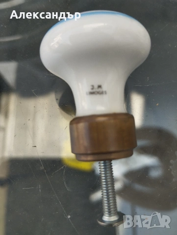 Порцеланови дръжки за мебели, снимка 2 - Антикварни и старинни предмети - 53845826