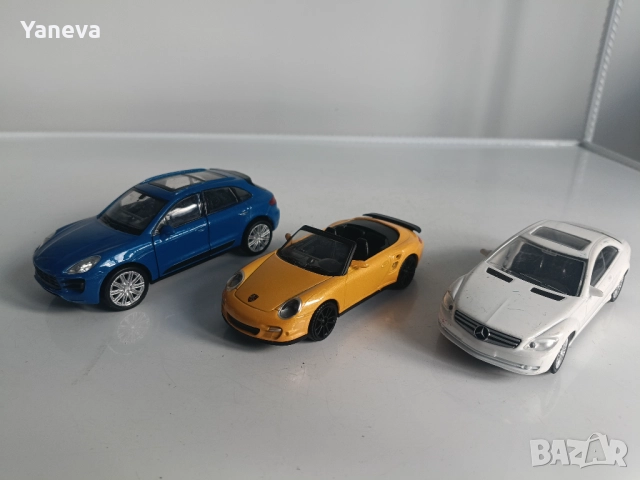 Умалени модели на легендарни автомобили, снимка 4 - Коли, камиони, мотори, писти - 52204389