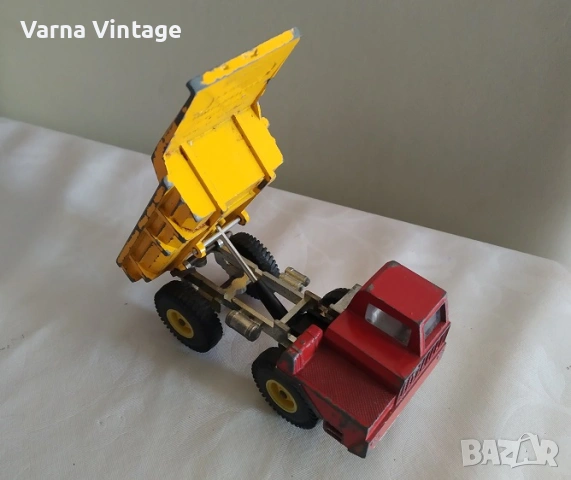 Колекционерски модел Faun Muldenkipper (V249) 70ти години Siku Германия.