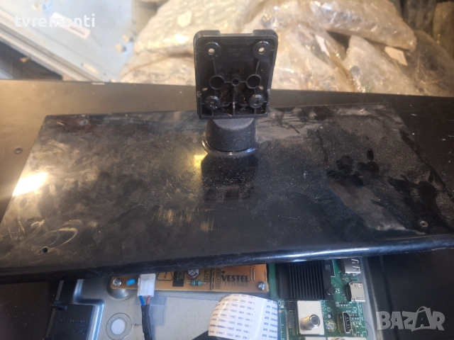 оригинална стойка Телевизор Toshiba модел ,32WV3463DG 