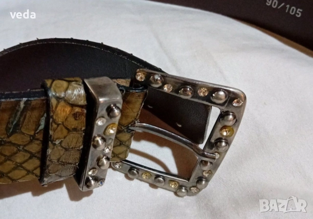 Guy Laroche Оригинален 100% кожен колан 105 см, снимка 2 - Колани - 52918232