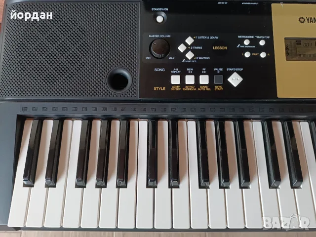 Синтезатор Yamaha YPT 220, снимка 3 - Синтезатори - 47024712