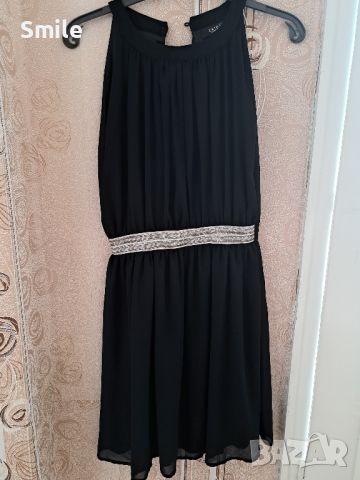 Черна къса рокля, снимка 1 - Рокли - 45131852