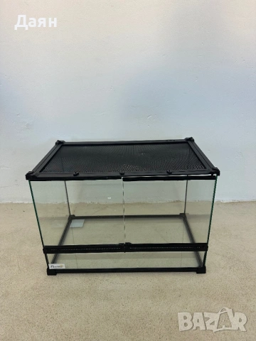 Стъклен терариум за влечуги, повдигната и водоустойчива основа, заключване с бутон PawHut, снимка 3 - Терариуми и оборудване - 53784491