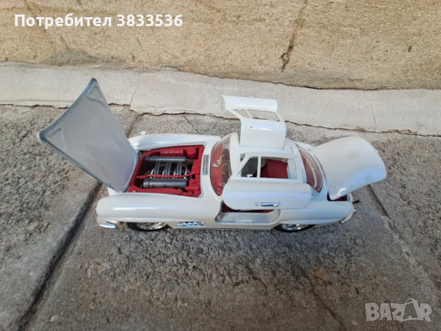 Mercedes Banz 300SL Burago Italy 1:18 метален ретро модел, снимка 11 - Колекции - 47568054