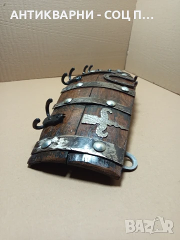 Стара Ръчно Изработена Дървена Закачалка От Дъбово Буре., снимка 3 - Антикварни и старинни предмети - 50991510