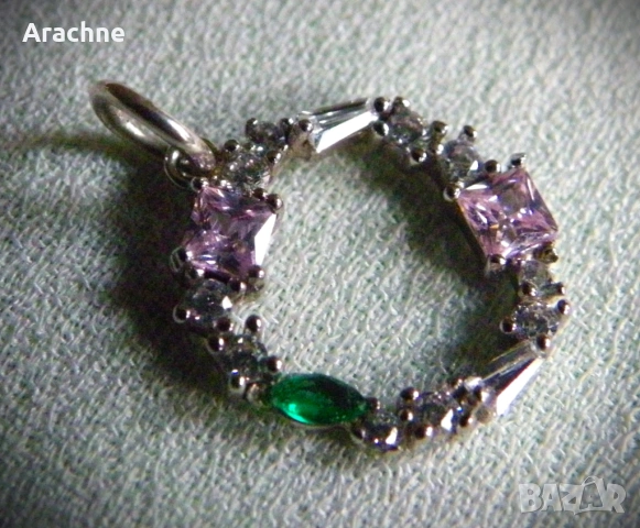 Сребърен медальон с турмалини и cz, снимка 3 - Колиета, медальони, синджири - 44213169