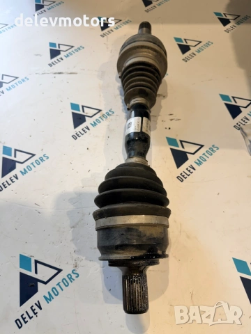 A2463301201 лява полуоска от Mercedes GLA 180 X156, двигател 270910, автоматик, 122 кс., 60 000 km