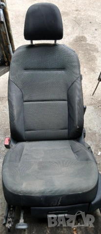 Предна лява Седалка за Vw golf 7 две врати (2013-2017)