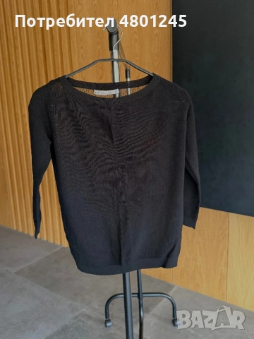 Елегантна черна блуза ZARA с ефектен дантелен гръб