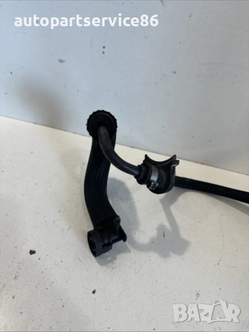 Вакуумна тръба за Volvo XC60 2.0D (2011) 8G9N-2420-AKA, снимка 3 - Части - 53742385