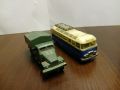Пластмасови модели автобус и камион Урал., снимка 4