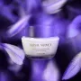 Стягащ дневен крем Royal Velvet SPF 20, снимка 4