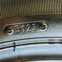 Зимни гуми Kormoran 215/55 R17 ДОТ23 почти нови, снимка 6 - Гуми и джанти - 45515621