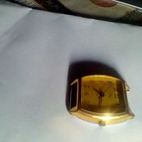 Ретро часовник Луч, снимка 2 - Антикварни и старинни предмети - 45424294