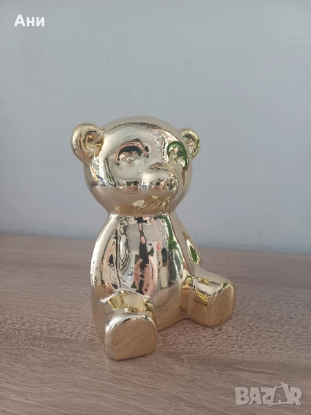 Златиста касичка мече, снимка 1