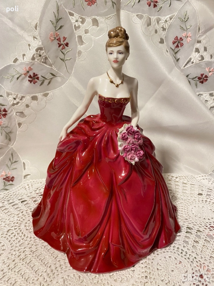 порцеланова статуетка , снимка 1